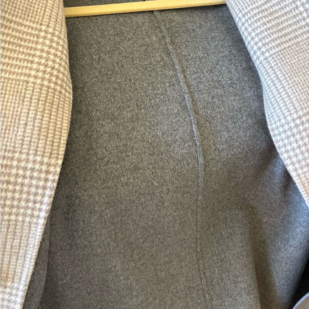 EUC Weekend Max Mara Plaid Double-Breasted Wool Coat - Picture 7 of 8